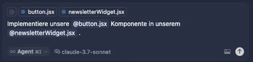 Screenshot aus der Cursor IDE Screenshot eines Prompts in Cursor, in dem einzelne Dateien über @ referenziert werden.